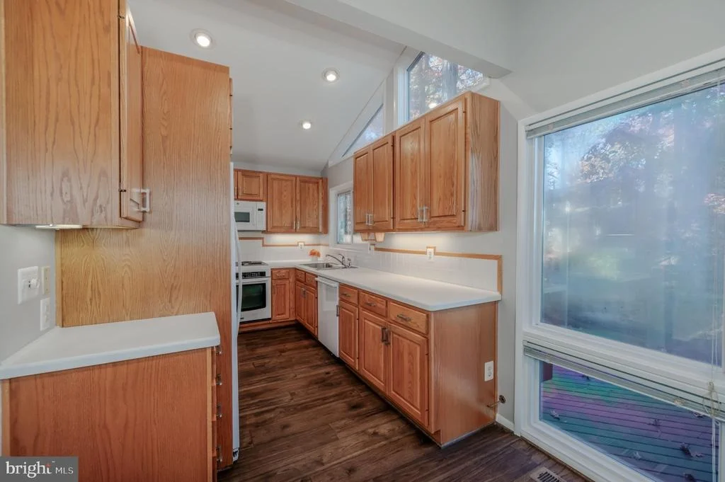 Photo of 8815 BURBANK ROAD