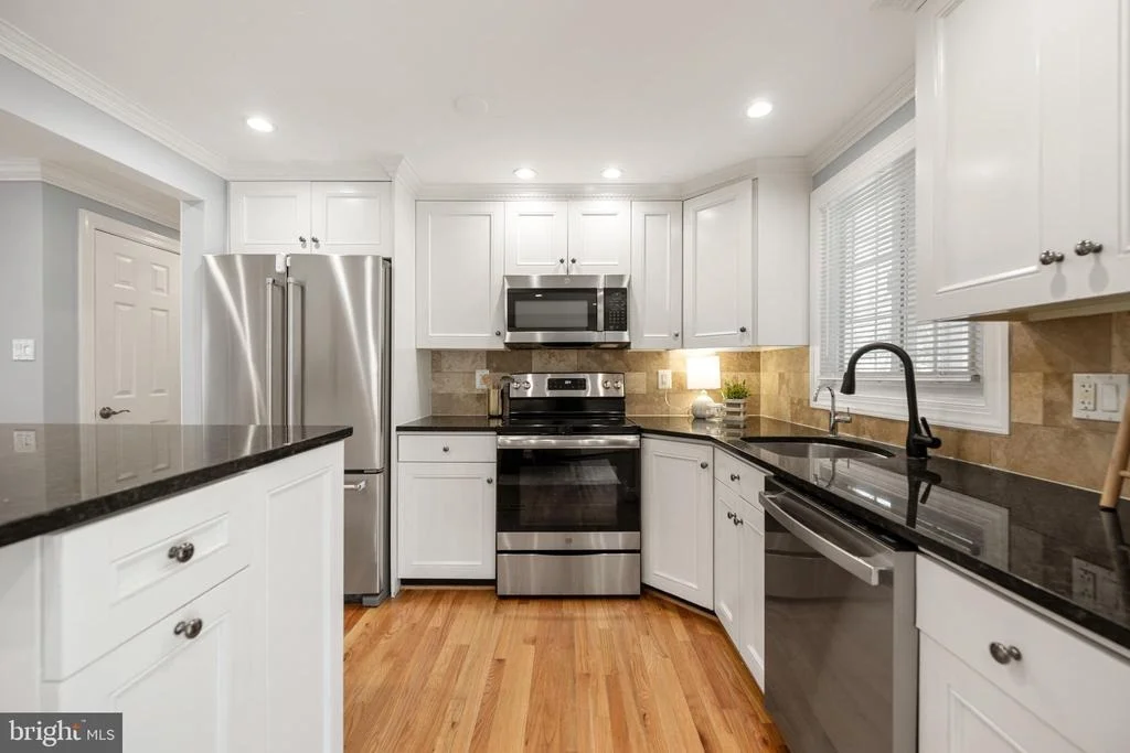 Photo of 8463 YELLOW LEAF COURT