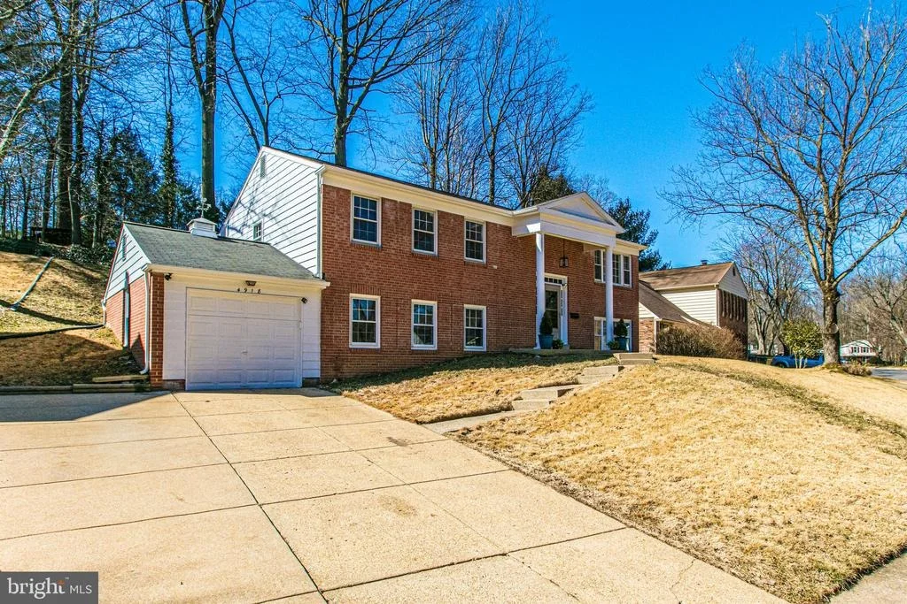 Photo of 4918 ALTHEA DRIVE