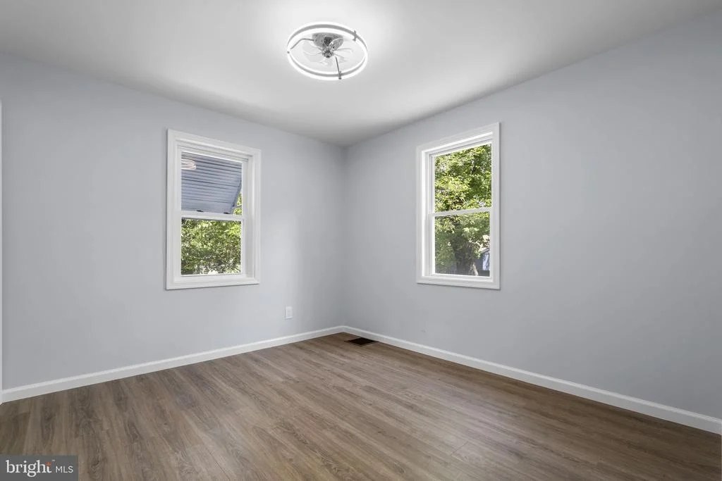 Photo of 4010 FOREST GROVE