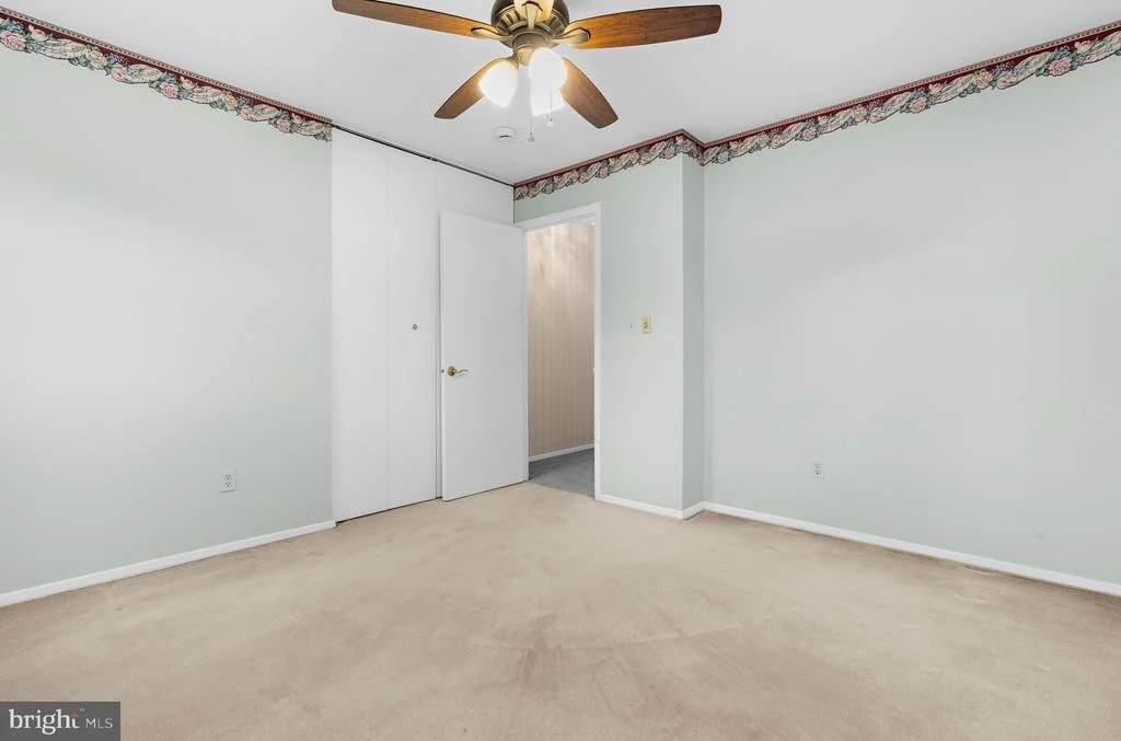 Photo of 668 WHITE SWAN DRIVE