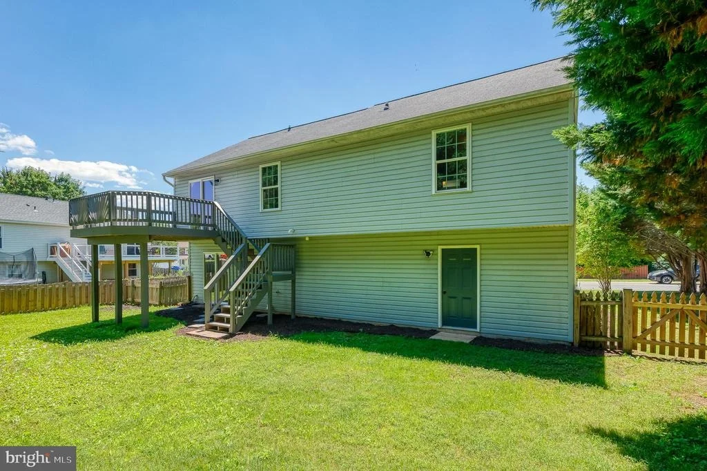 Photo of 208 DECOY DRIVE