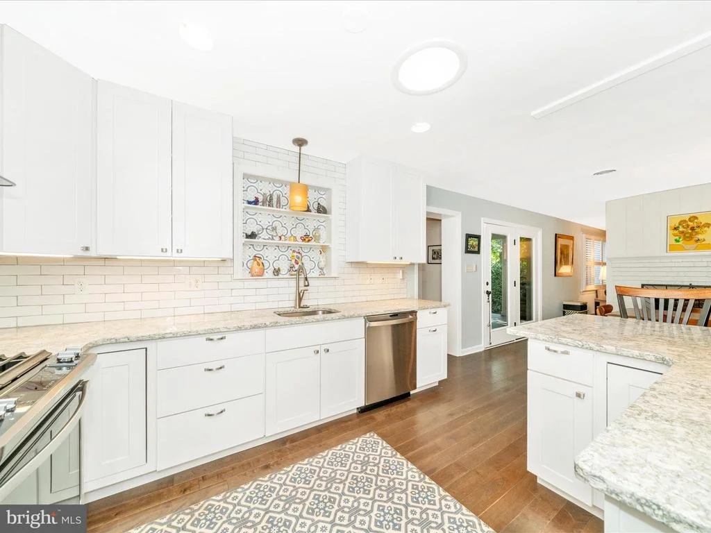 Photo of 903 MERCER PLACE