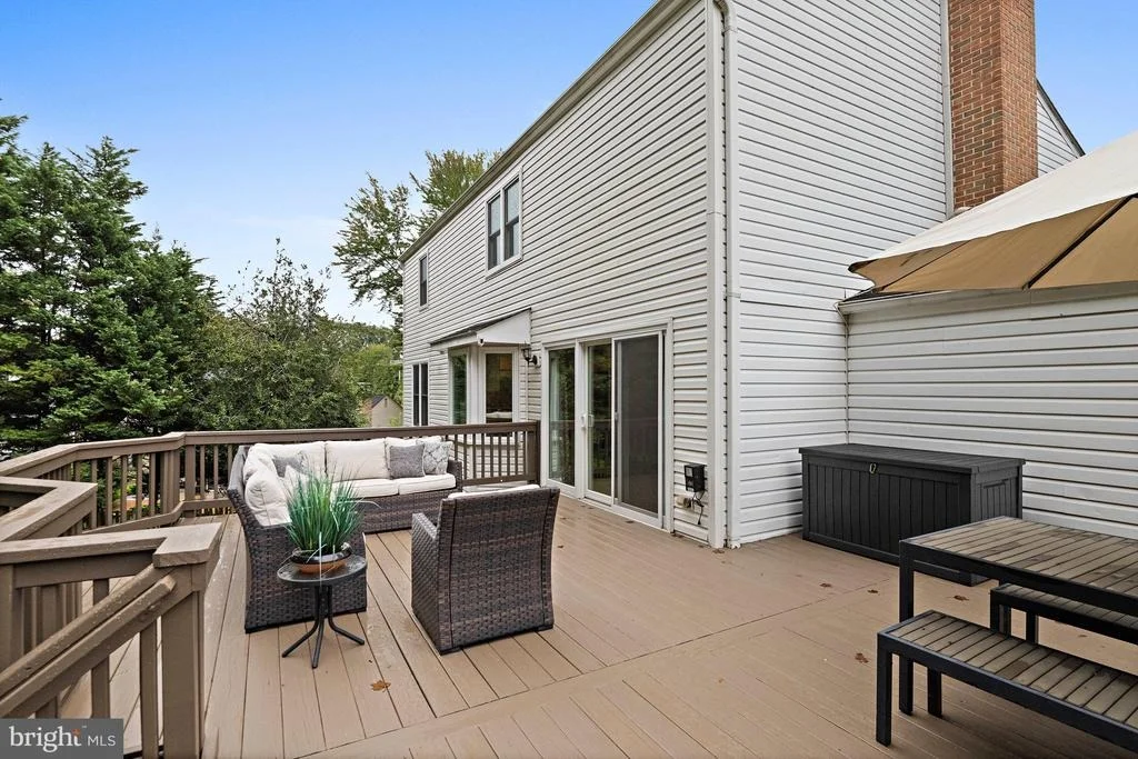Photo of 7712 LEAR ROAD