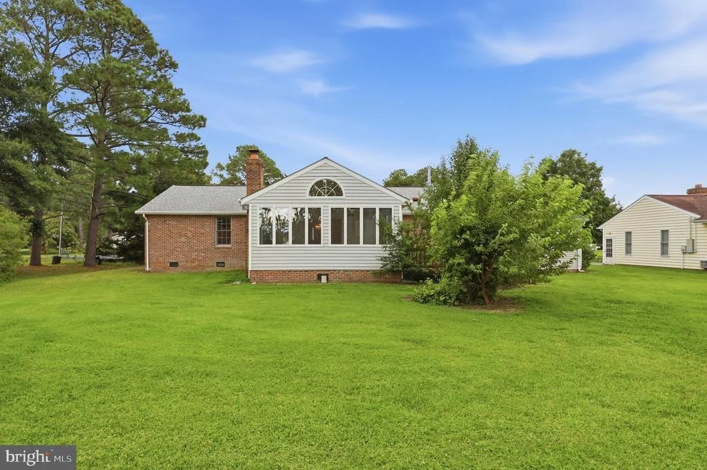 Photo of 5194 DEBRA ROAD
