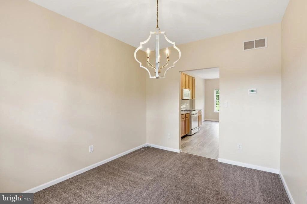 Photo of 5 OBSIDIAN WAY