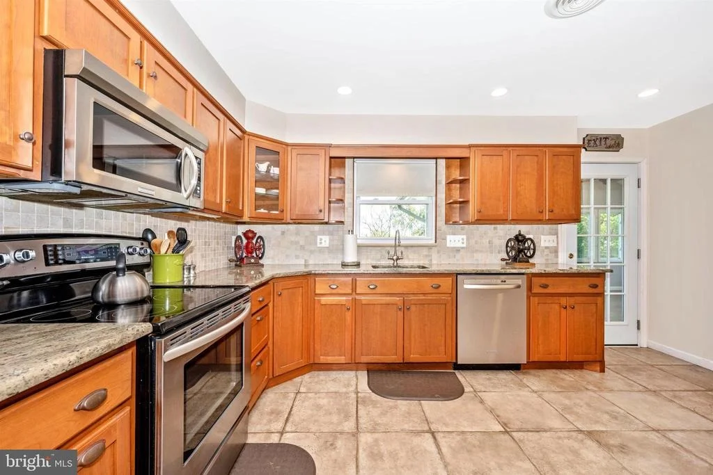 Photo of 25103 OAK DRIVE