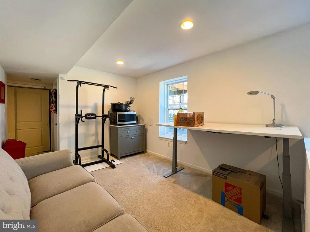 Photo of 9601 ROOSTER LANE