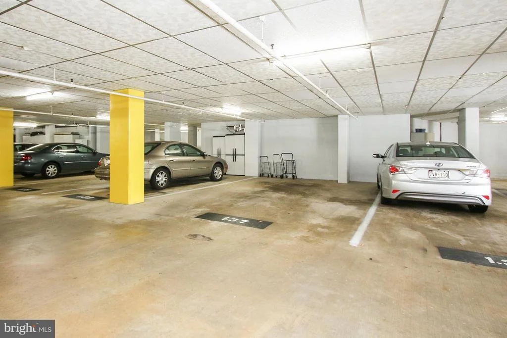 Photo of Unit 1906 at 15101 INTERLACHEN DRIVE