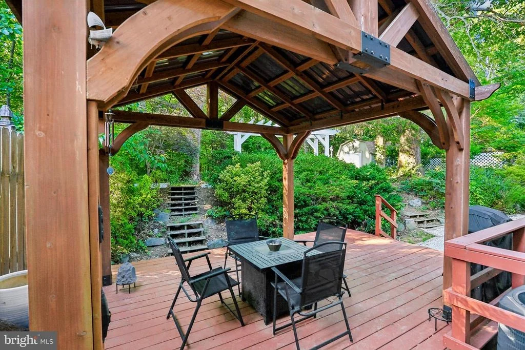 Photo of 422 BLOSSOM TREE DRIVE