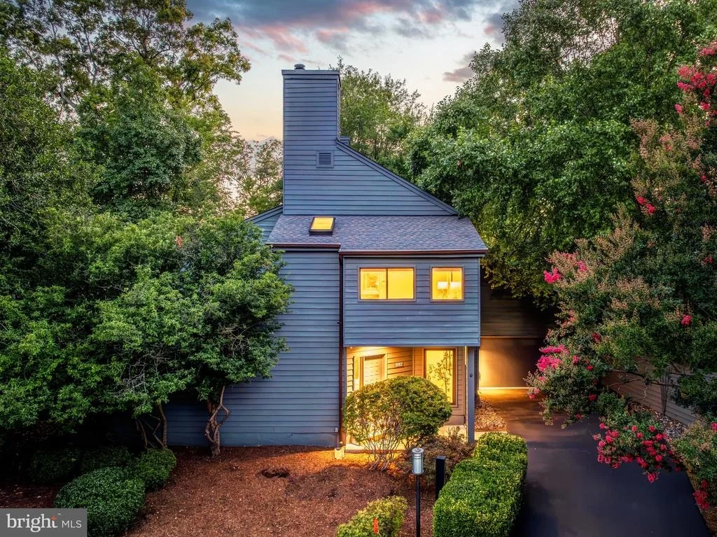 Photo of 1982 SOLARIDGE COURT