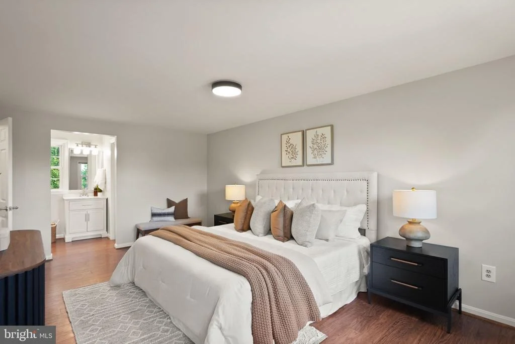 Photo of 2592 JOHN MILTON DRIVE