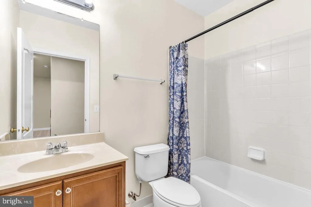 Photo of 42985 PASCALE TERRACE
