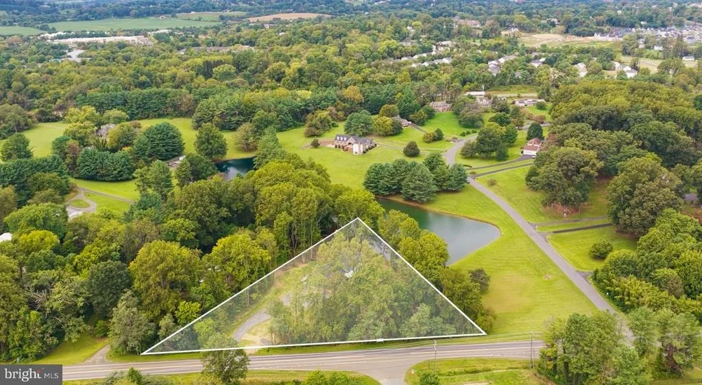 Photo of 8186 MEETZE ROAD