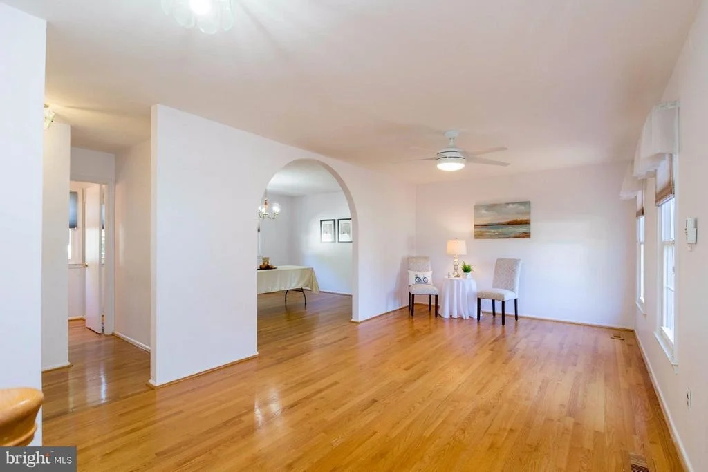 Photo of 9609 PODIUM DRIVE
