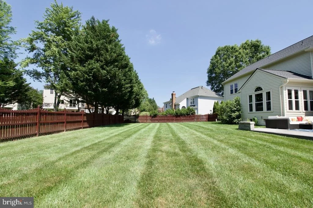 Photo of 5495 ASHLEIGH ROAD