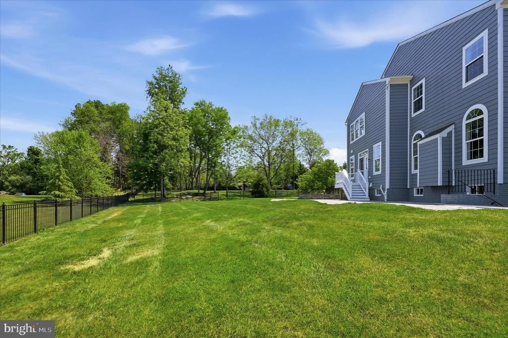 Photo of 95 BELMEADE WAY