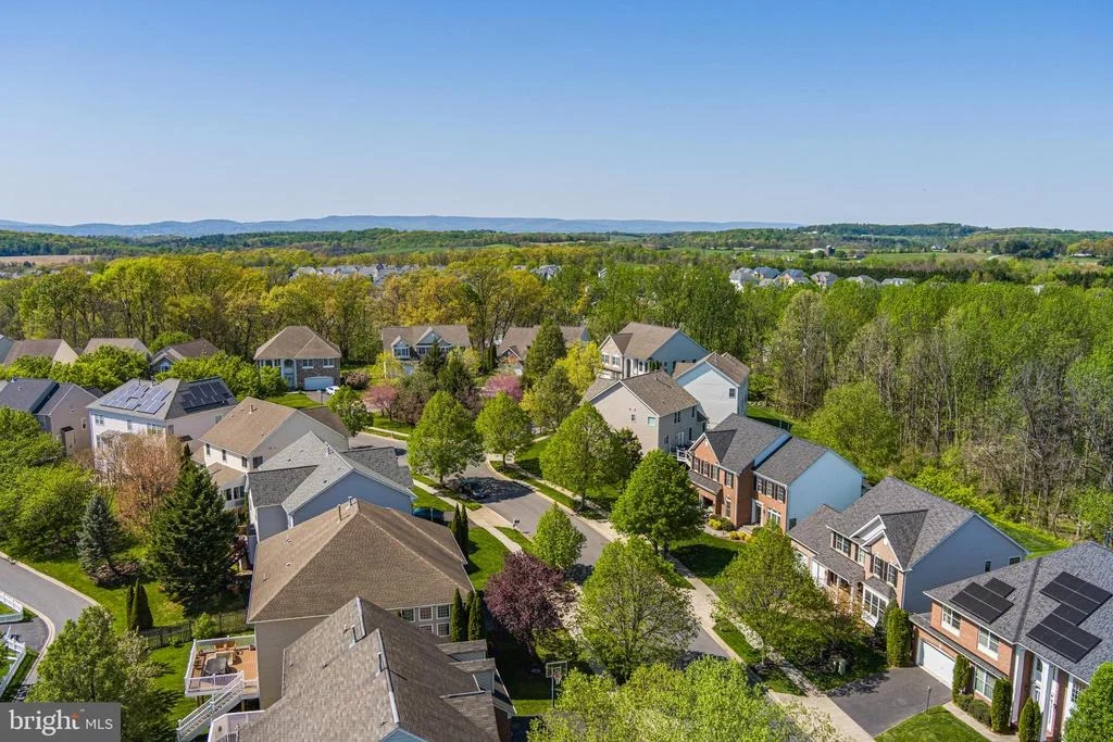 Photo of 9703 ROYAL CREST CIRCLE