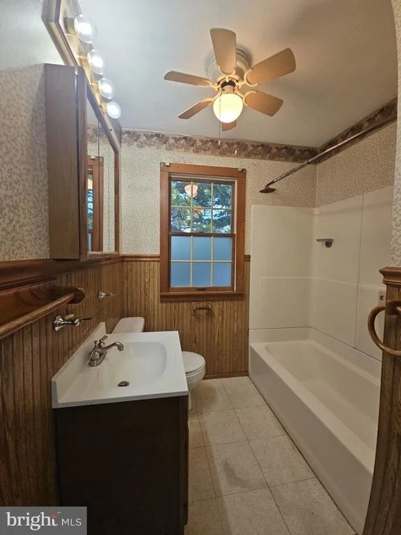 Photo of 262 W PARK DRIVE