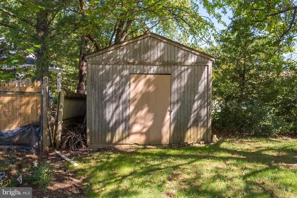 Photo of 16009 WALLINGFORD ROAD