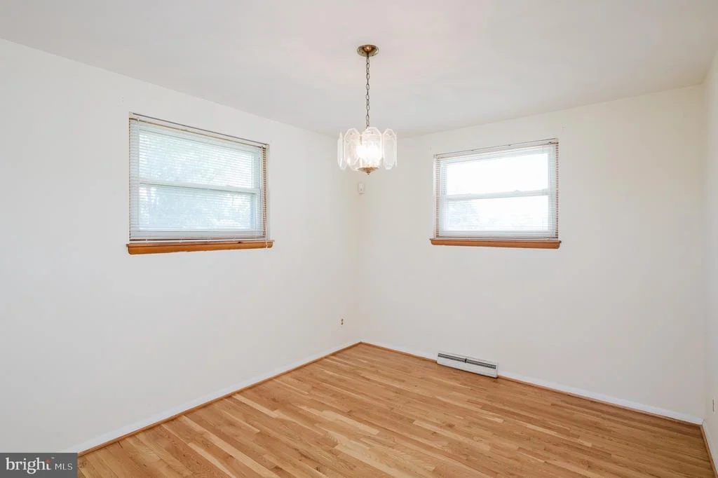 Photo of 7345 MANCHESTER ROAD
