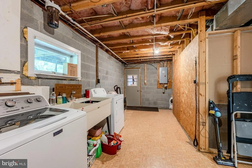 Photo of 857 BIFROST WAY