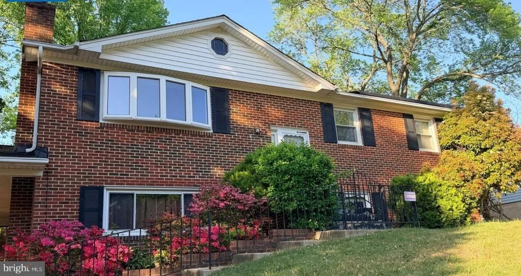 Photo of 2402 JOSEPH DRIVE