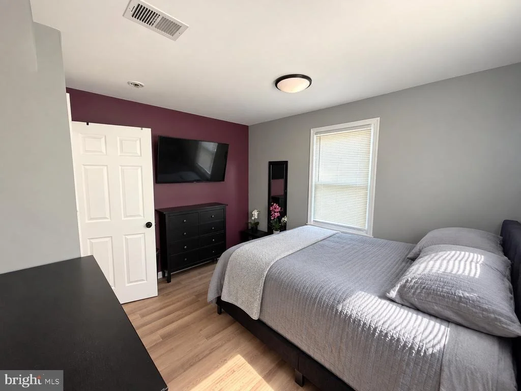 Photo of 6809 LOU LANE