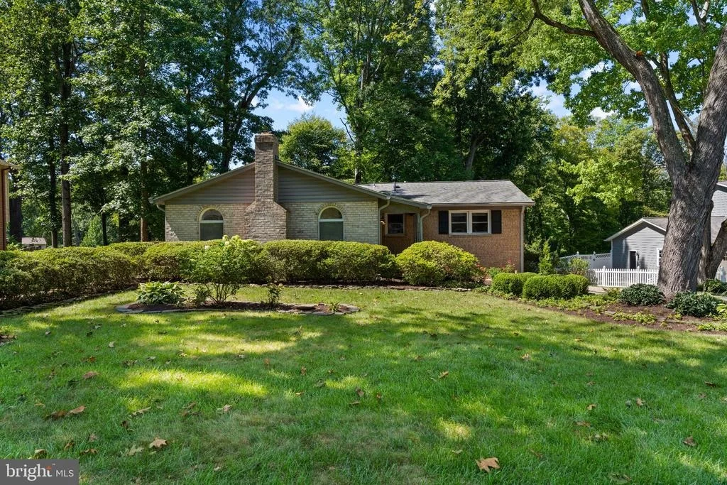 Photo of 6604 GREY FOX DRIVE
