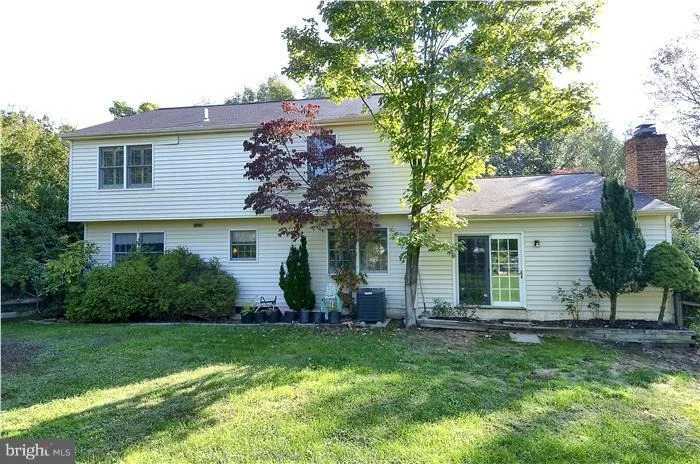 Photo of 304 BOSTWICK LANE