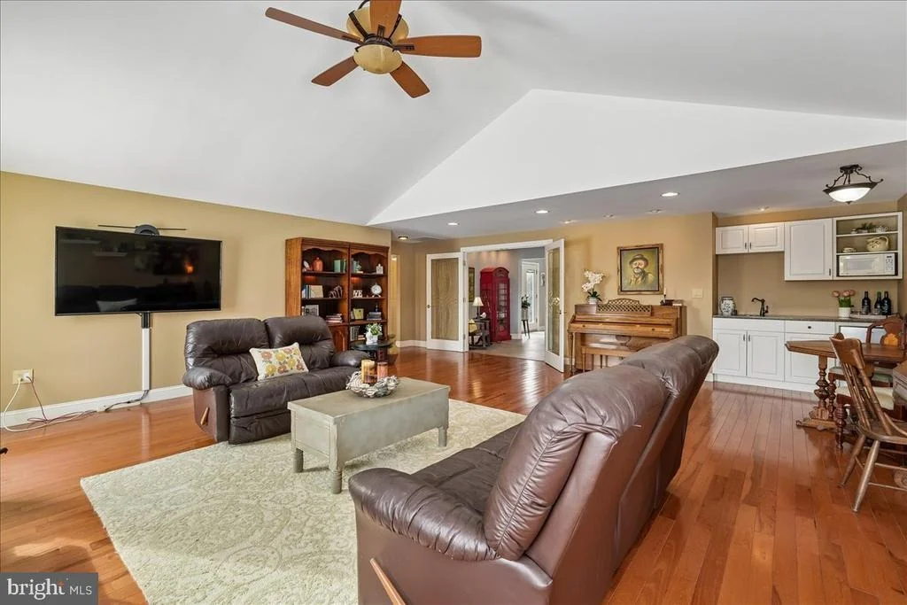 Photo of 9500 HOLSEY ROAD