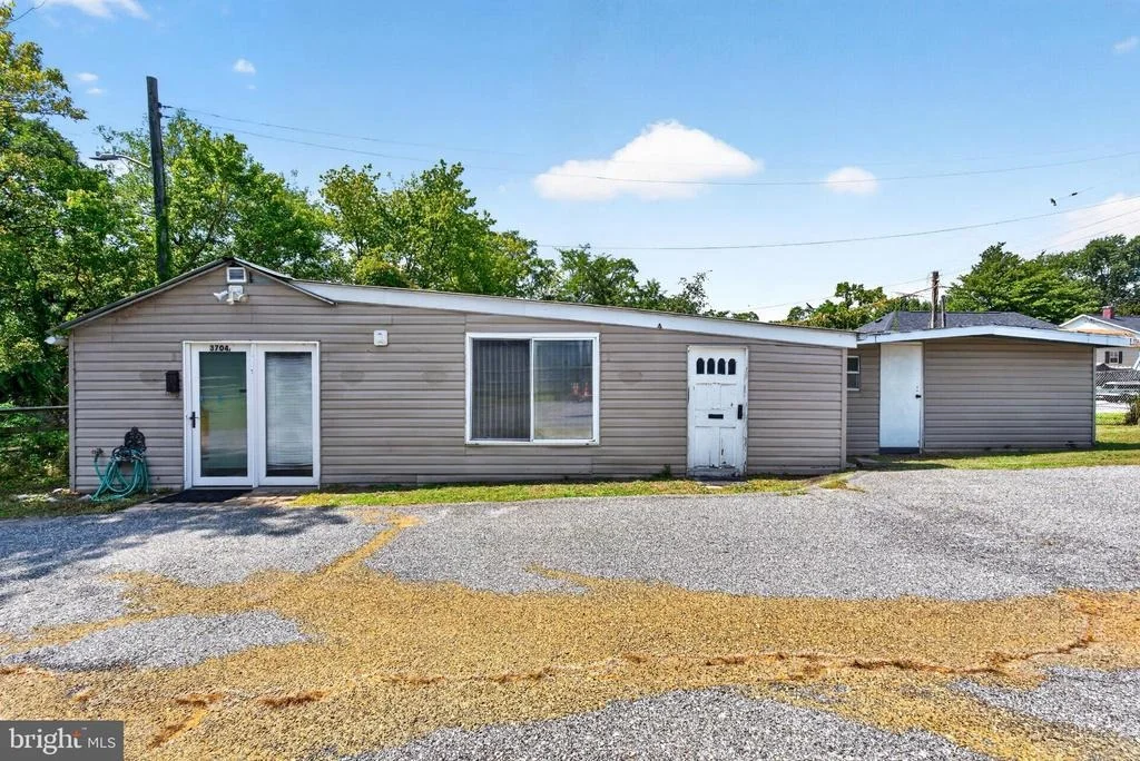 Photo of 3704 EDGEWATER PLACE