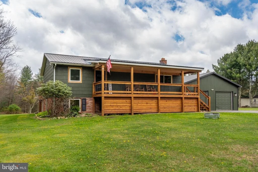 Photo of 1015 PYSELL ROAD