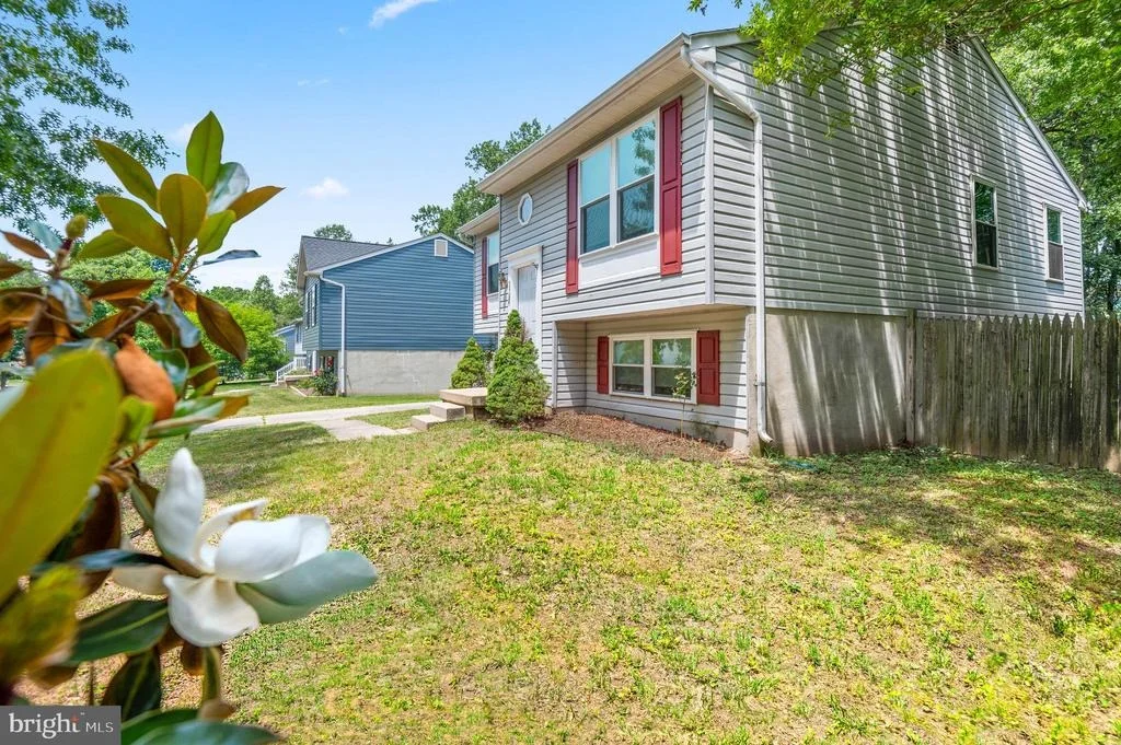 Photo of 3508 RIVER BRIDGE WAY