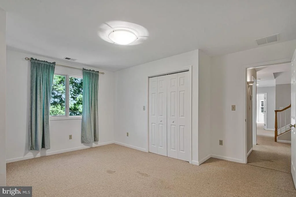 Photo of 421 EDGEWATER ROAD