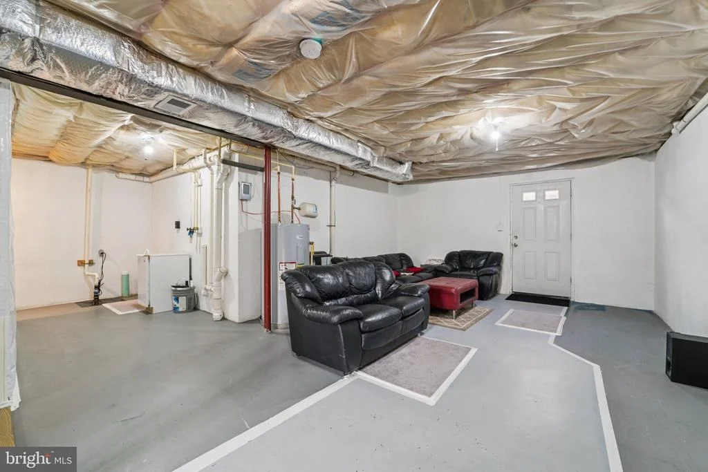 Photo of 1005 GULLO ROAD