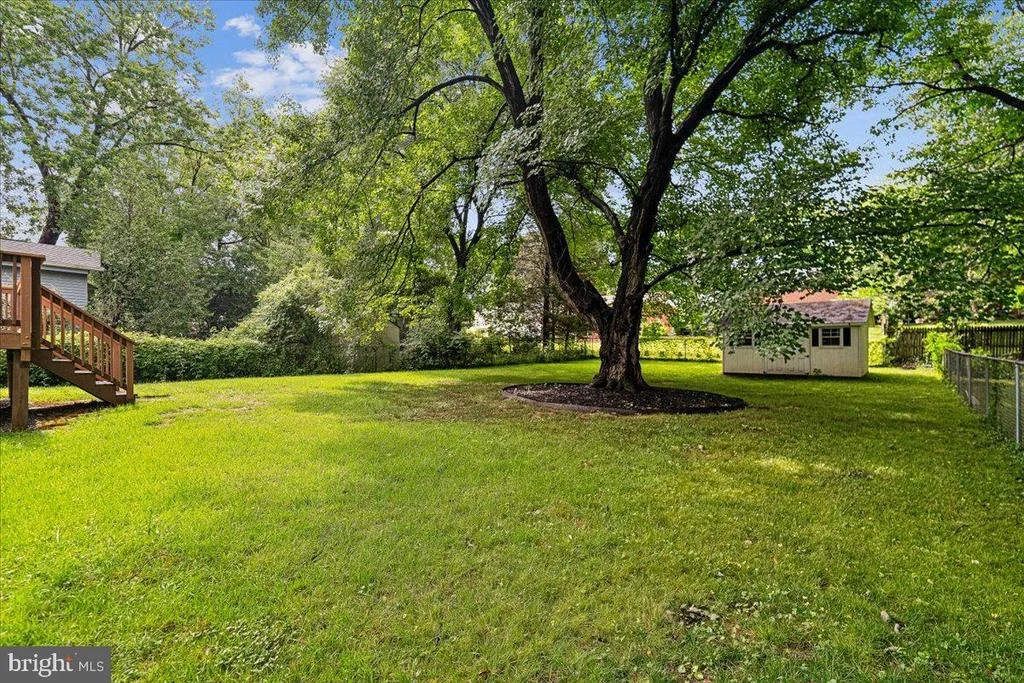 Photo of 9817 CHERRY TREE LANE