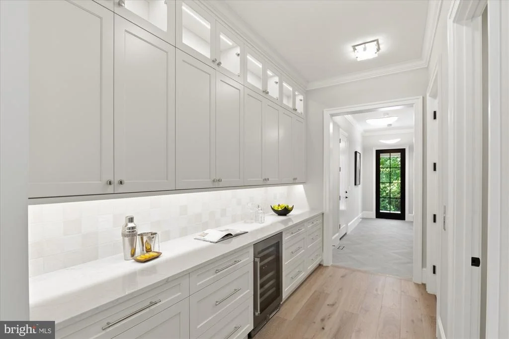 Photo of 8912 GALLANT GREEN DRIVE