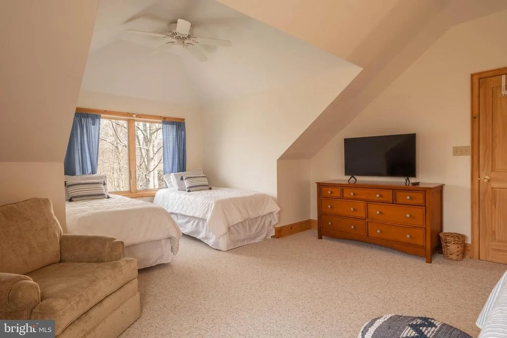 Photo of 128 BRIDGEVIEW LANE
