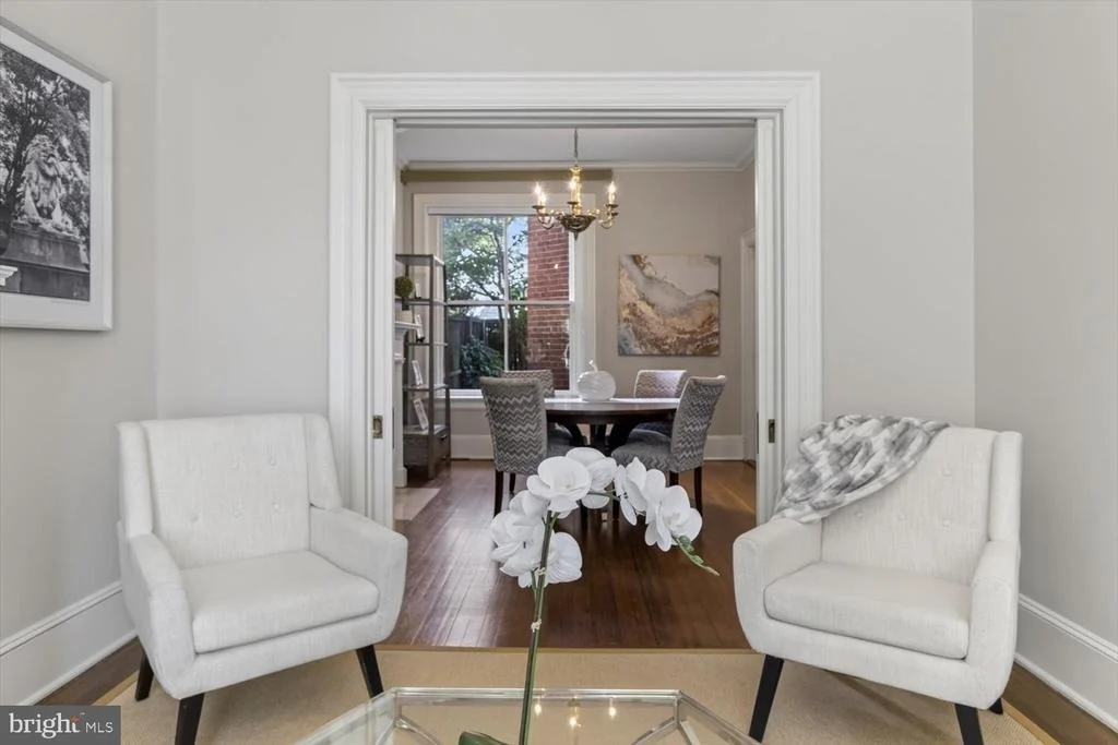 Photo of 304 A STREET SE