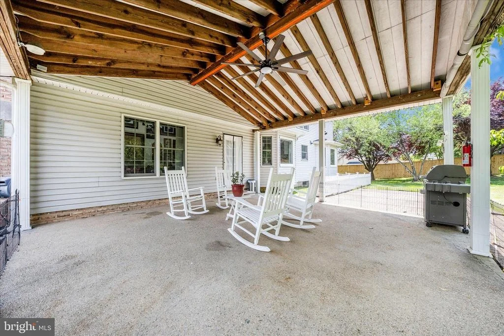 Photo of 6104 EDMONT DRIVE