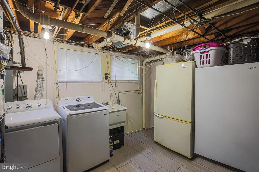 Photo of 5919 WINNER AVENUE