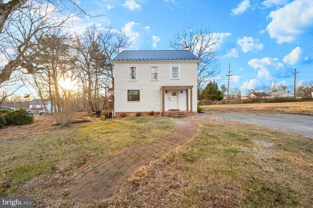 Photo of 11012 ARNOLD LANE