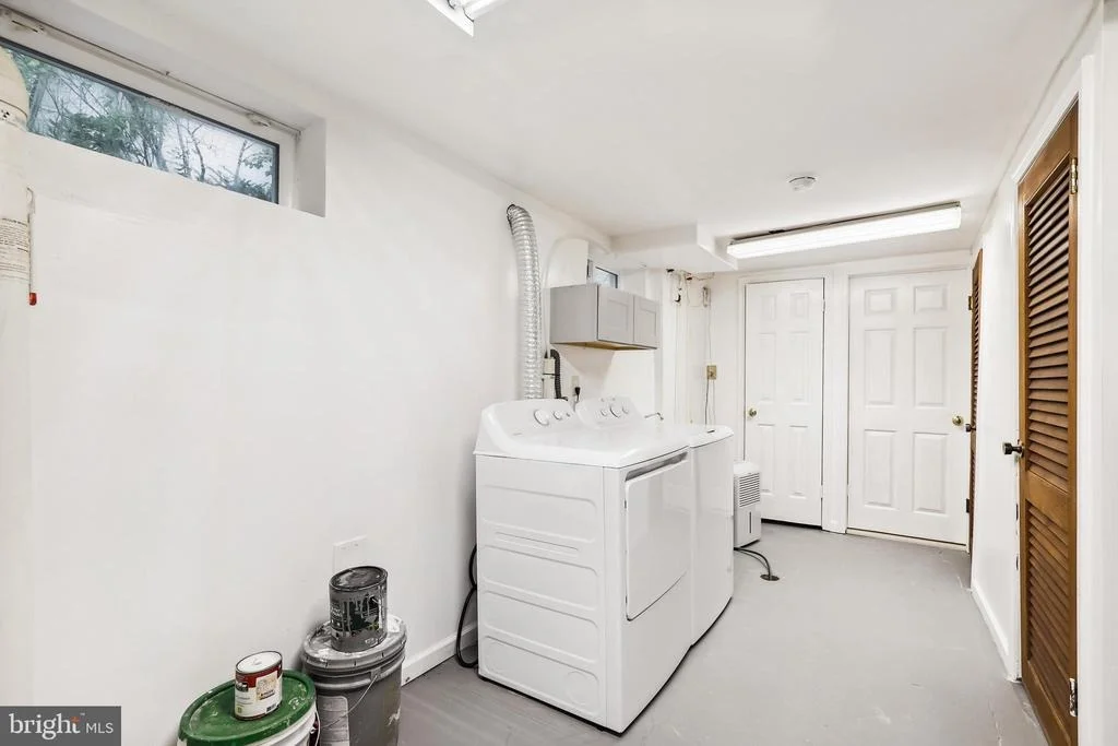 Photo of 1801 ASHTON ROAD