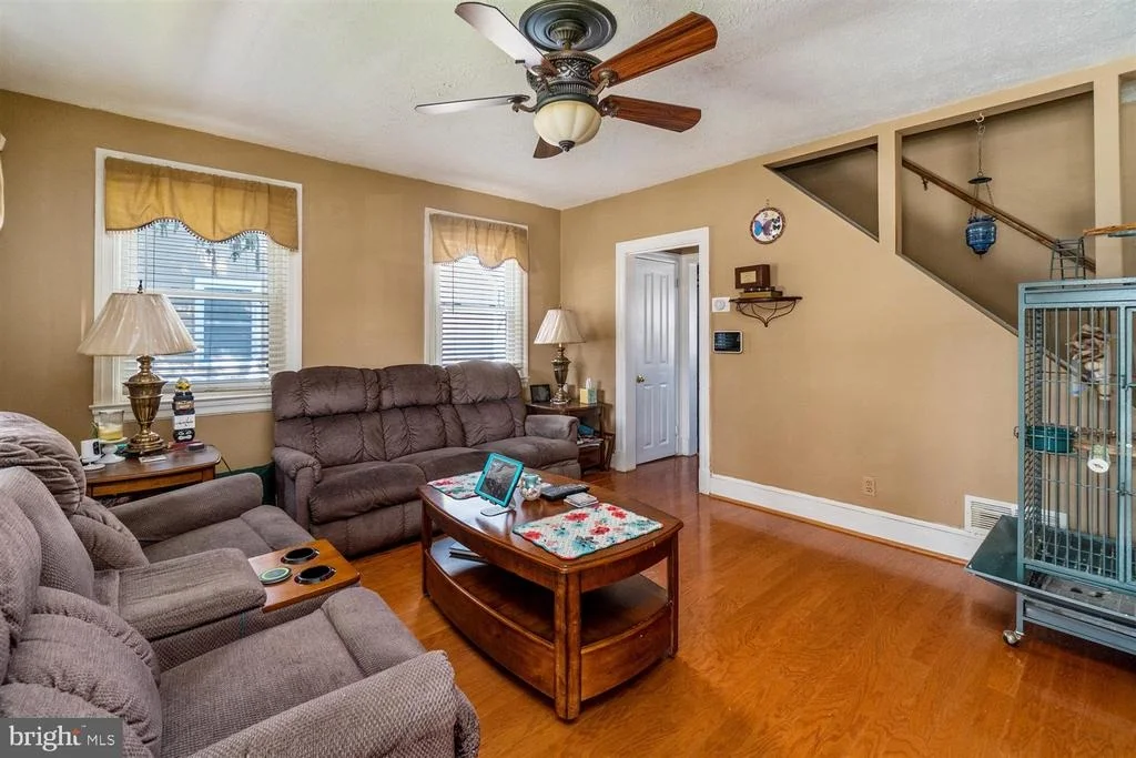 Photo of 110 DORIS AVENUE