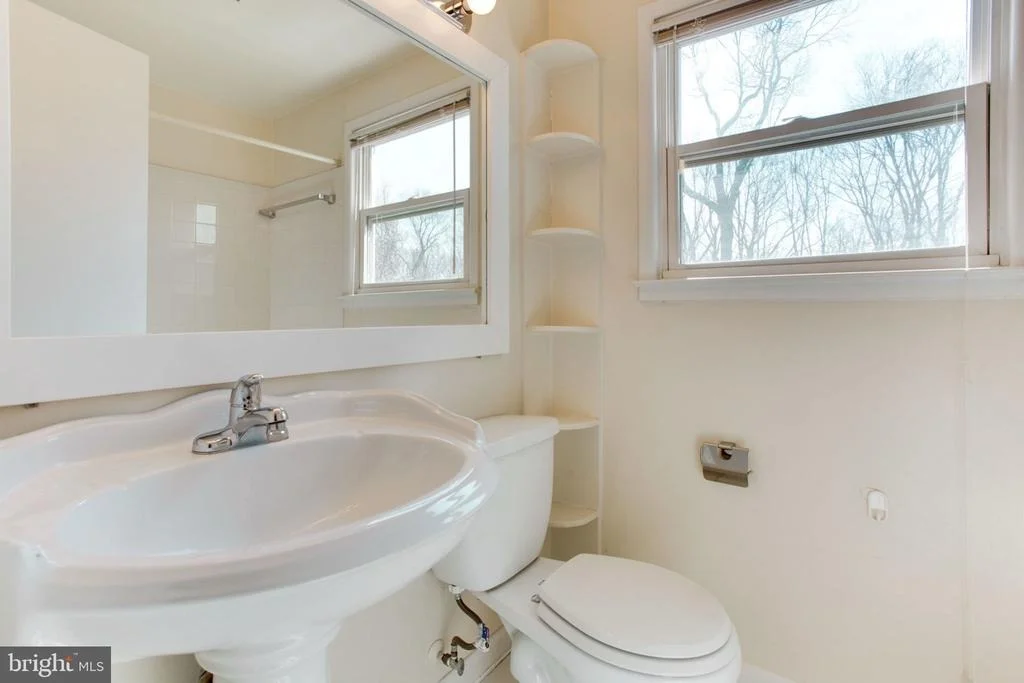 Photo of 9429 LAFAYETTE AVENUE