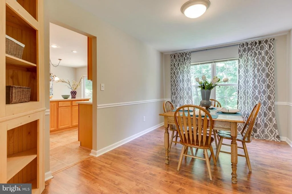 Photo of 9275 CARTERSVILLE ROAD