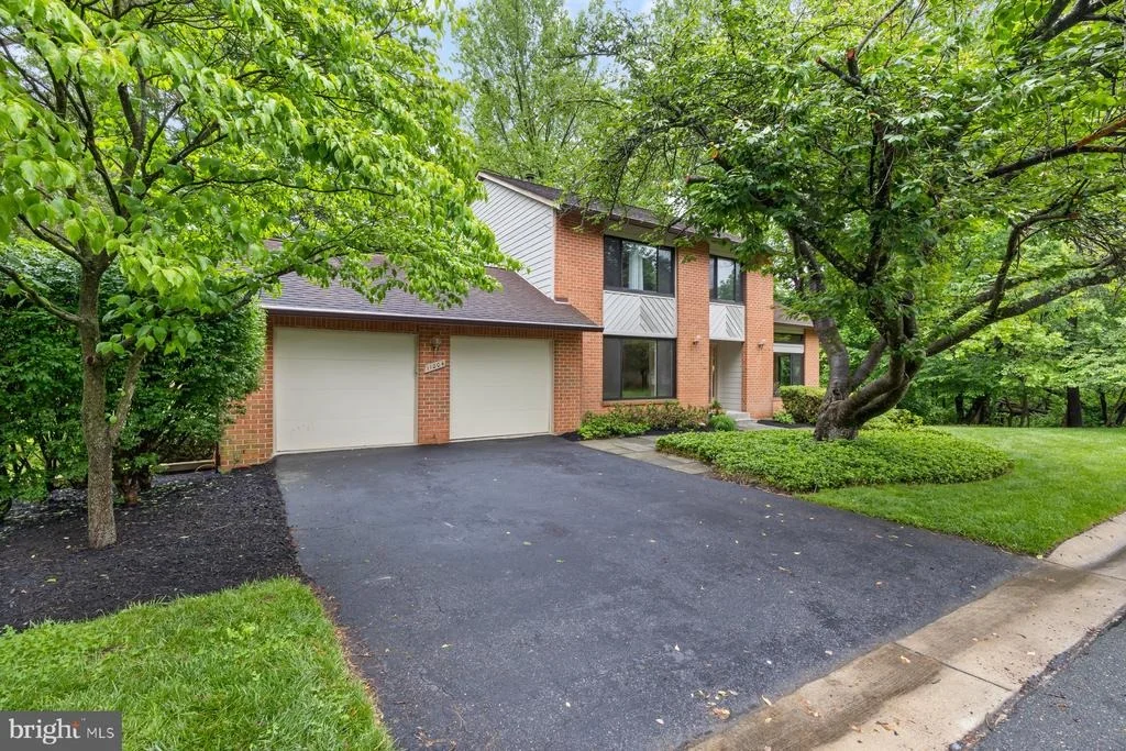 Photo of 11004 BROAD GREEN DRIVE