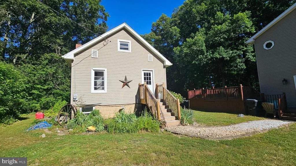 Photo of 400 MONROEVILLE ROAD