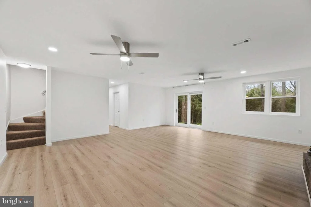 Photo of 9947 BOYDS TURN ROAD